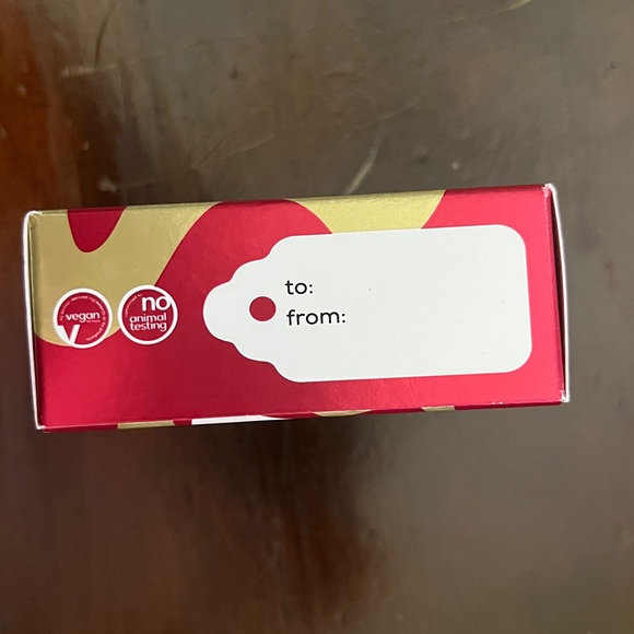 Essie Cranberry Spritz Holiday Duo Gift Set - Picture 2 of 5